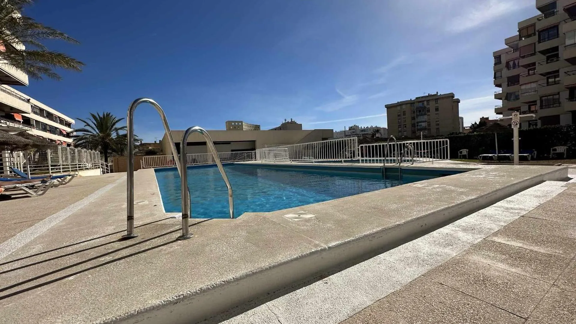 Apartamento Con Vista Al Mar En La Mitica Nogaler Torremolinos Apartment